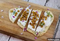 Zesty Tzatziki Chickpea Flatbread