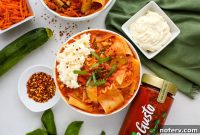 Cozy One-Pot Vegetarian Lasagna Soup