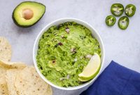 Effortless 4 Ingredient Guacamole