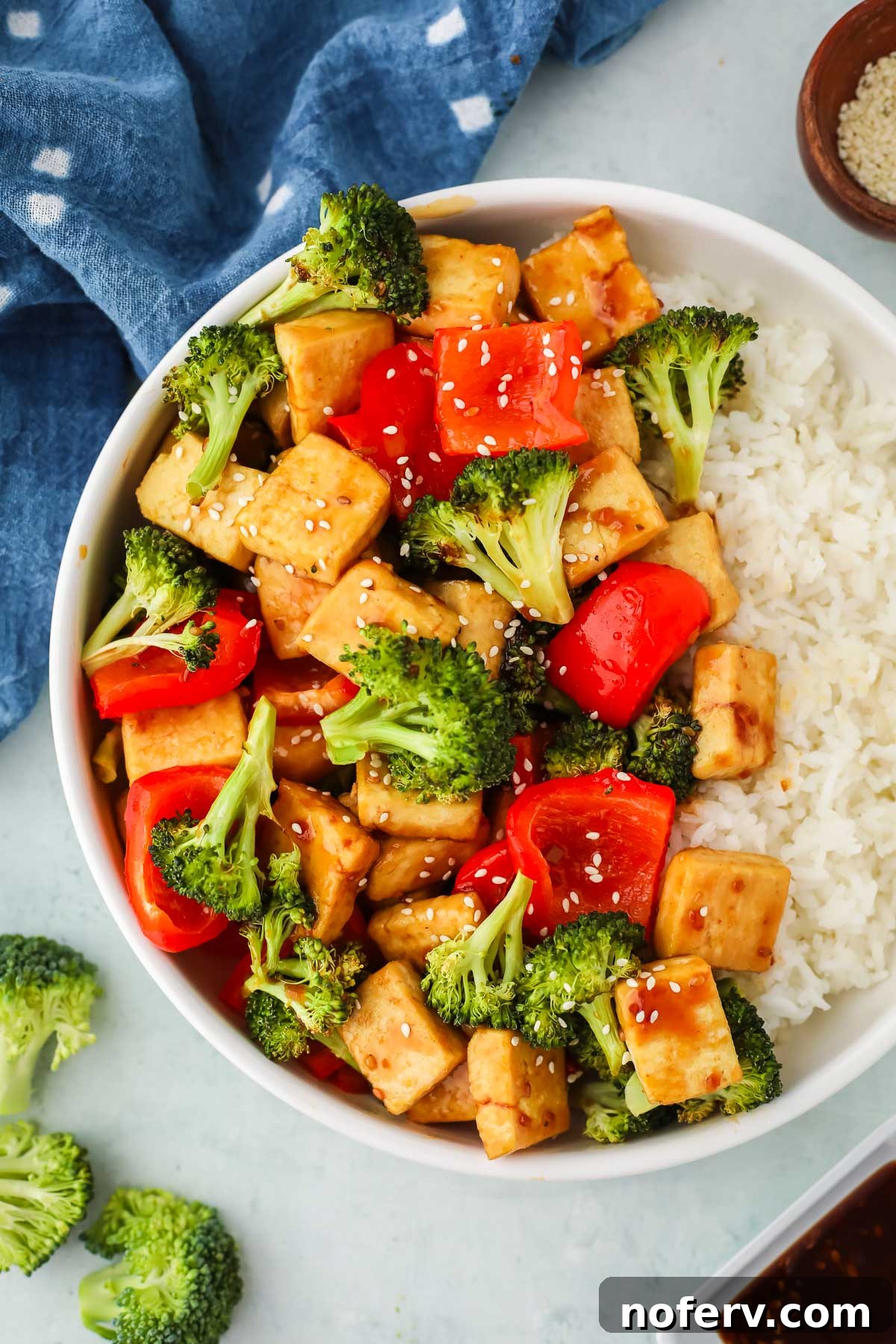 Effortless Sheet Pan Teriyaki Tofu 2 Crispy Teriyaki Tofu on a Sheet Pan with Roasted Broccoli and Bell Pepper