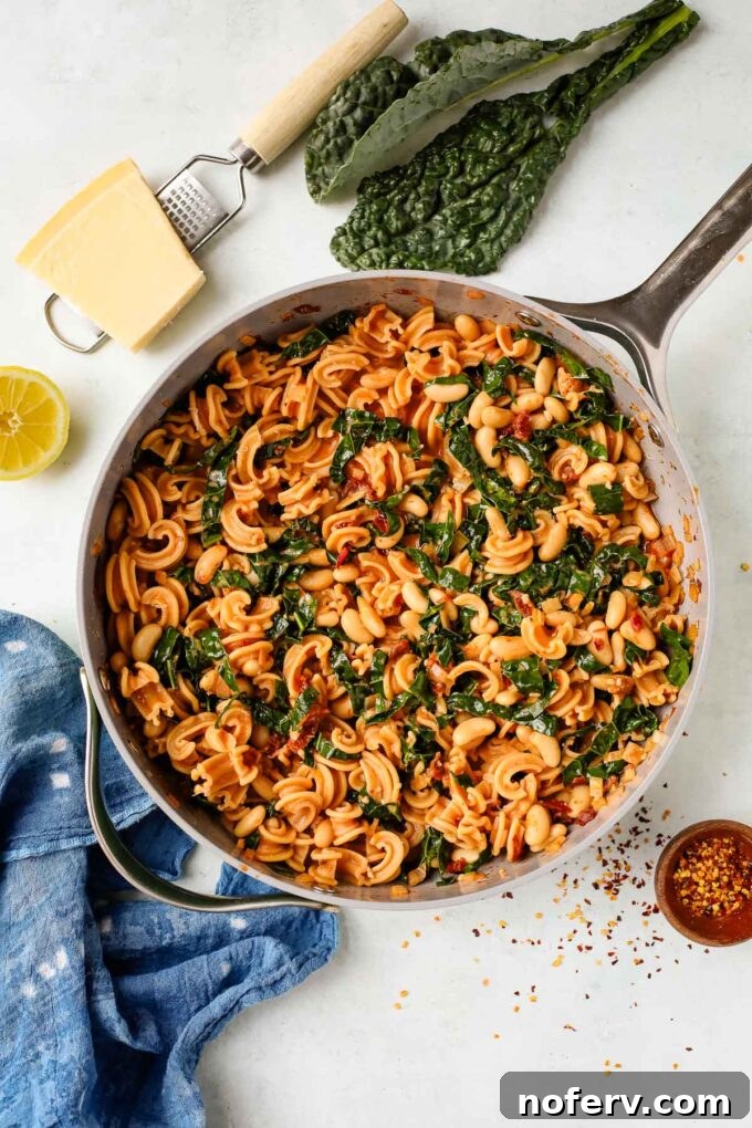 Creamy Tuscan Pasta with Sun-Dried Tomatoes and Spinach 2 Tuscan pasta